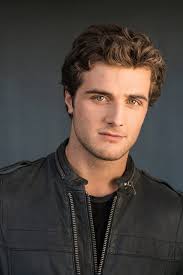 Beau Mirchoff