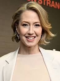 Carrie Coon