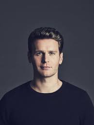 Jonathan Groff